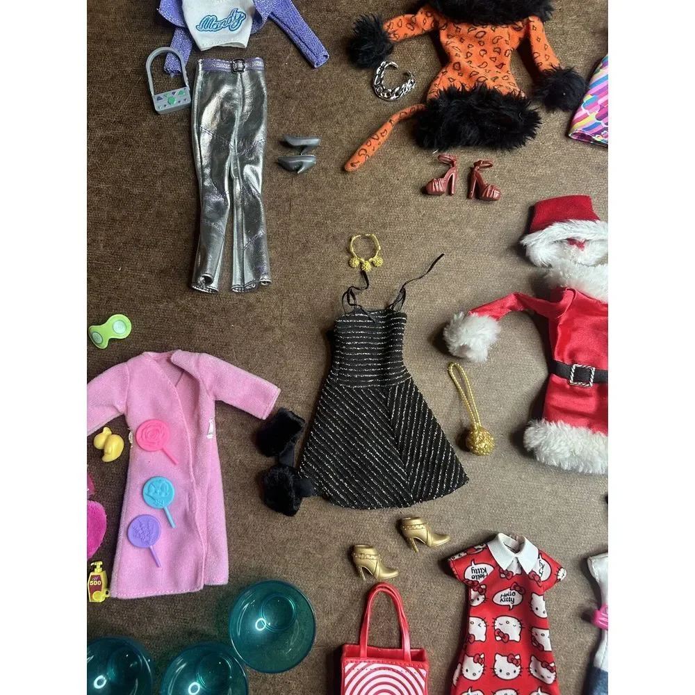 Barbie Outfits And Accessories 10 Complete Outfits Over 45 Pieces!